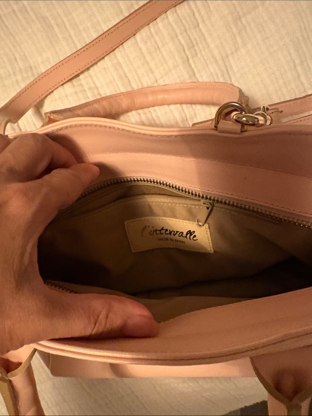 Genuine leather Pink Tote Bag with Gold Chain Accent - Picture 2 of 7